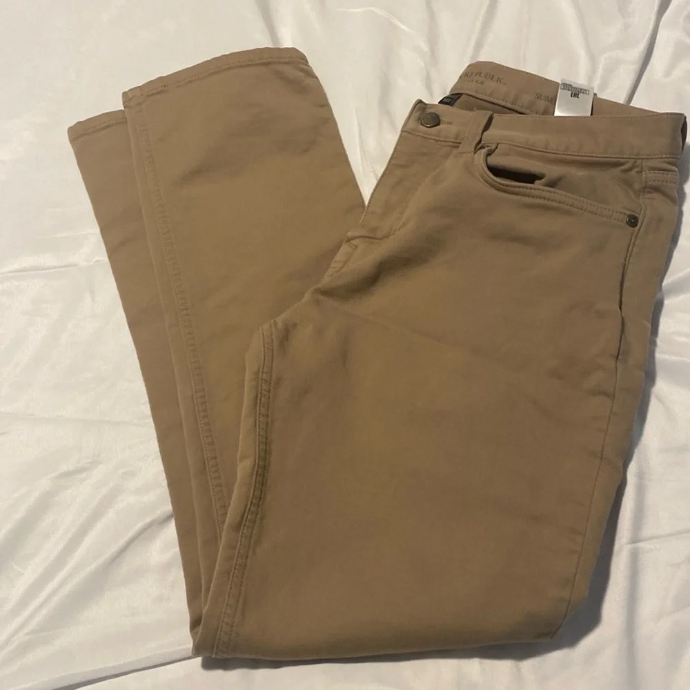 Banana Republic slim khakis - Picture 1 of 4